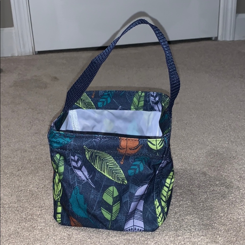 Brand new 31 Little Carry-All Caddy